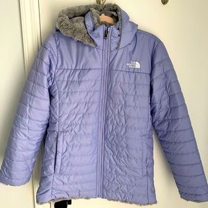 Girls XL North Face parka. Never been worn.